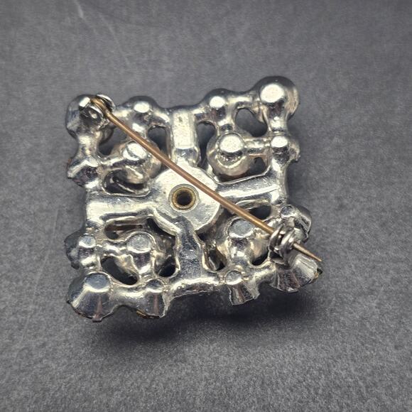 Golden Yellow Rhinestone Brooch Square UV Glow Vintage Jewelry - Picture 5 of 8